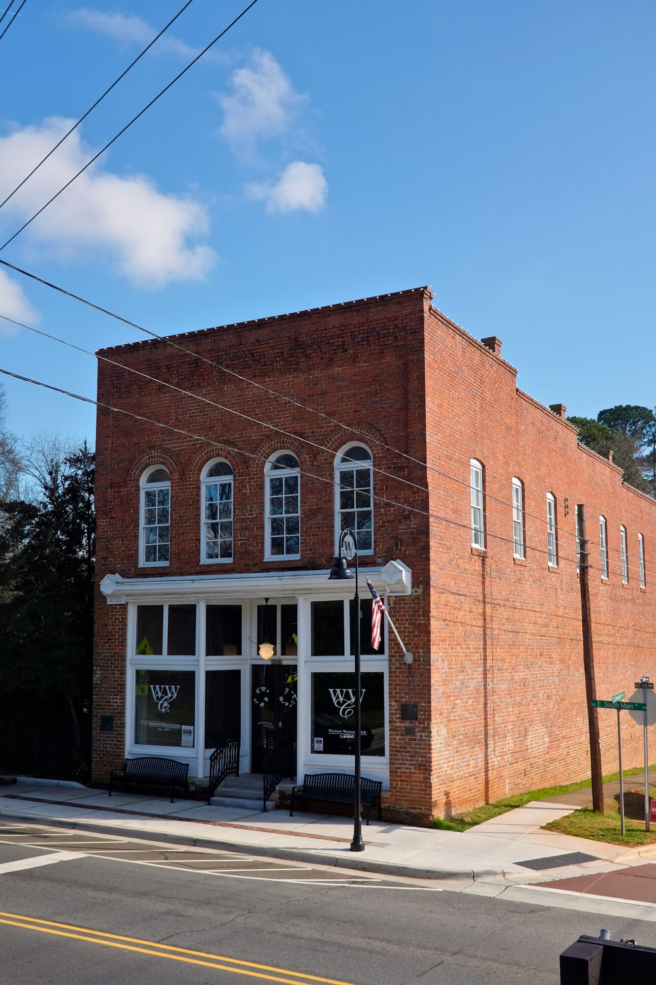 Waxhaw NC shops and local businesses on South Main Street